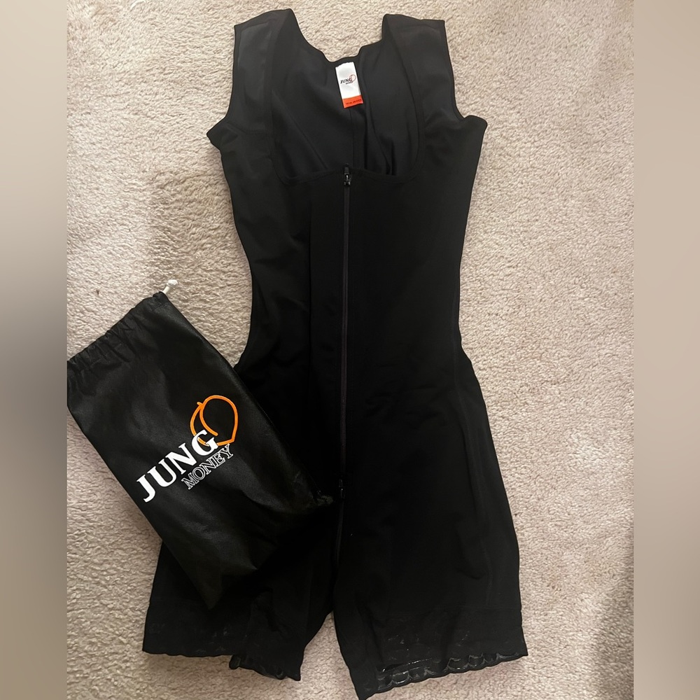 Brand New Never Worn Large Colombian Faja Stage 1